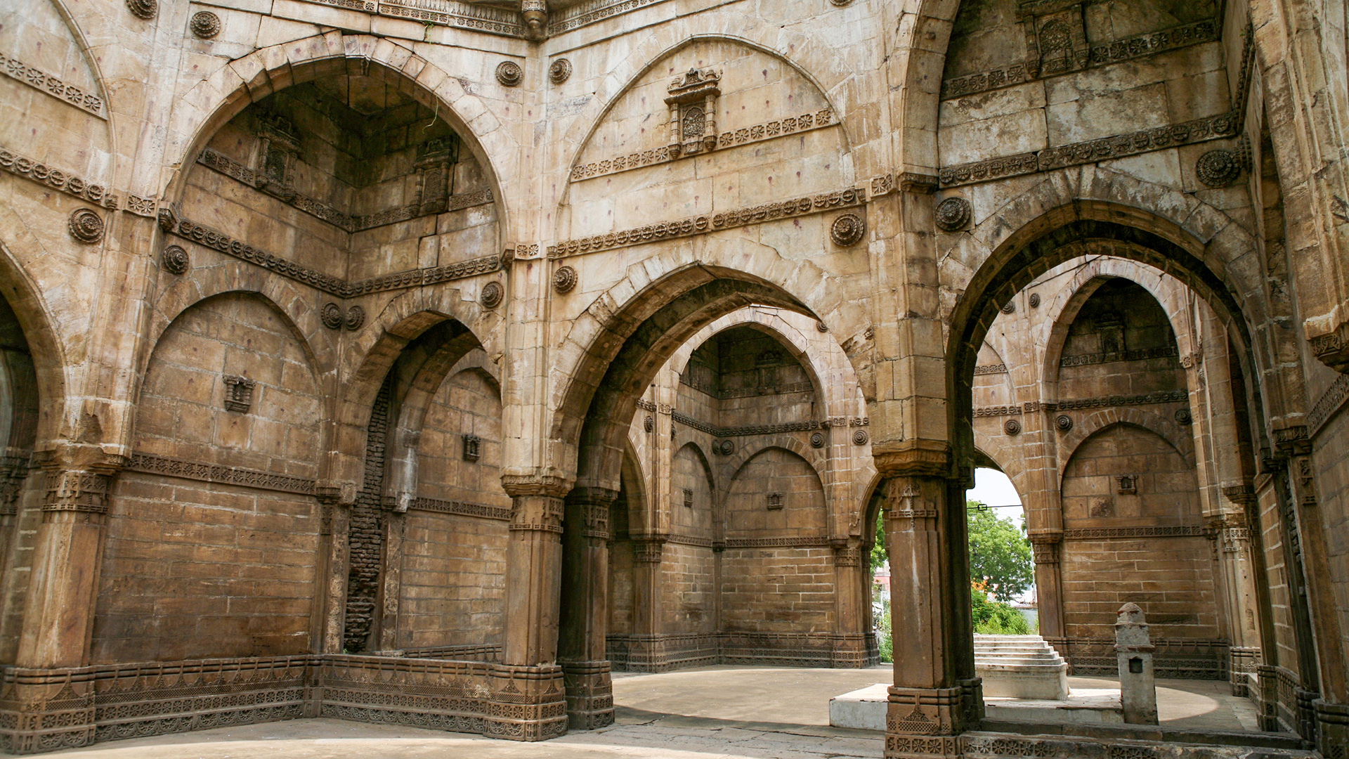 sikandar-shah-tomb-vadodara-gujarat-1-attr-hero