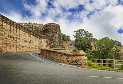 jhansi-fort-jhansi_uttar-pradesh_1_390a4998-tri-iter-thumb-day1