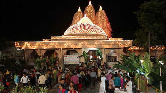 iskon-janmashtmi-vadodara-right-side-image