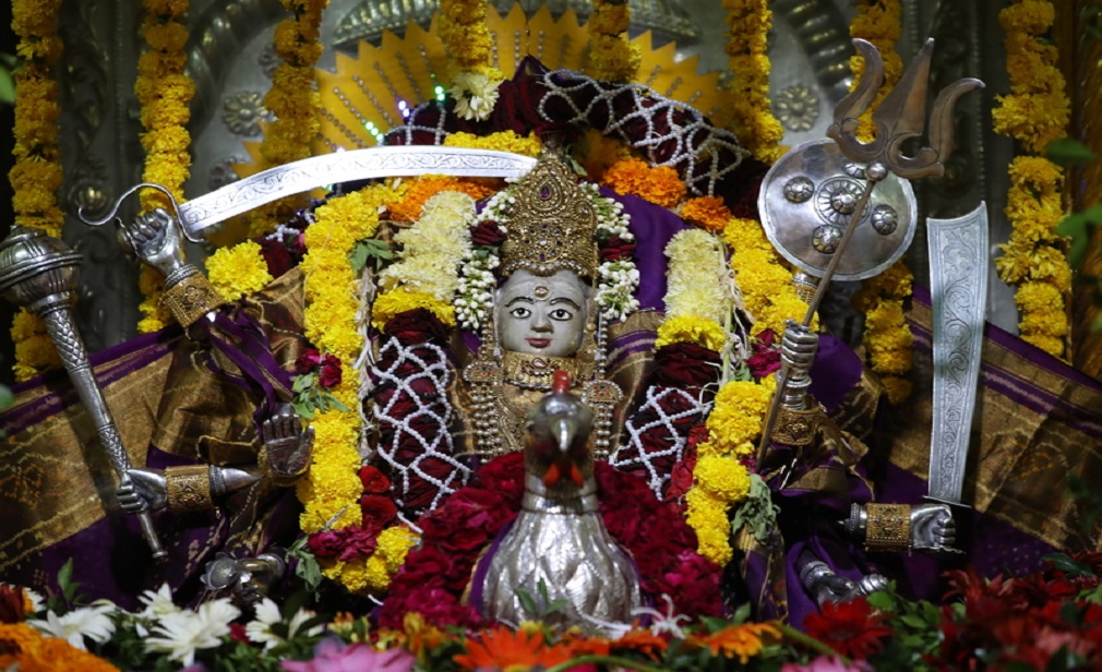 in.gov.incredibleindia.core.models.impl.ImageUtilModelImpl@4db83152