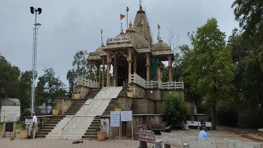 Gandhinagar-rath-yatra-right-side-image