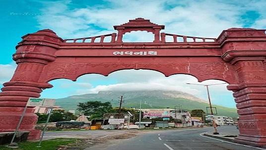 Shivratri-Bhavnath-Fair-right-side-image