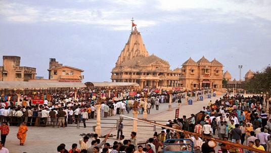 Somanth-Kartak-poonam-Fair-right-side-Image